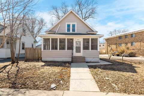 Saint Anthony, SAINT PAUL, MN 55104