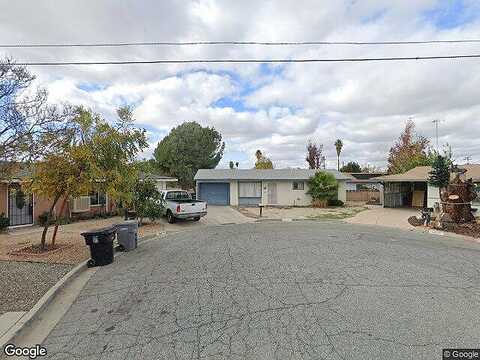 Vivian, HEMET, CA 92543