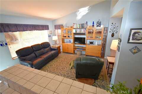 De Sota, VICTORVILLE, CA 92392