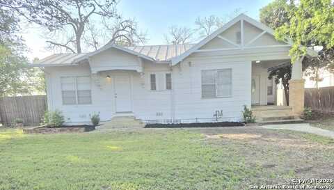 Avenue B, CONVERSE, TX 78109