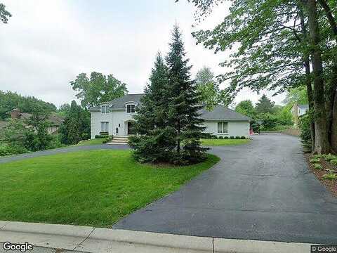 Woodhill, BROOKFIELD, WI 53005