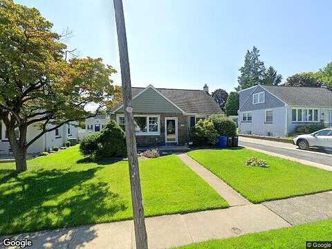 Rolling, BROOMALL, PA 19008