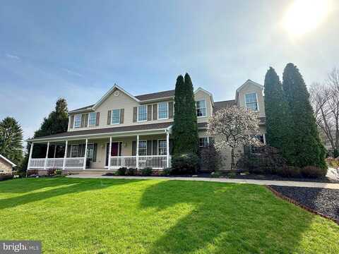 Macduff, STATE COLLEGE, PA 16801