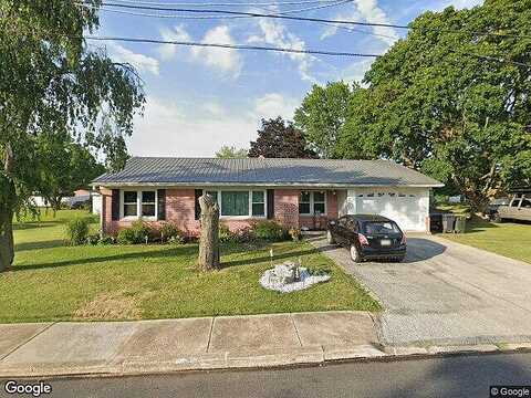 Willow Run, DOVER, PA 17315