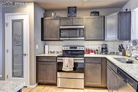 Harvey, COLORADO SPRINGS, CO 80923