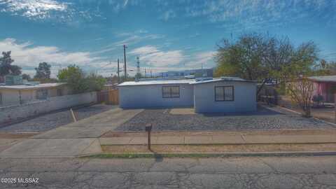 Alaska, TUCSON, AZ 85706