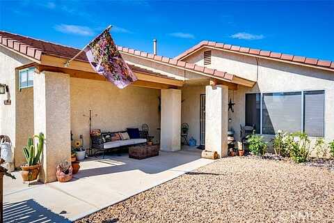 Corona, HELENDALE, CA 92342