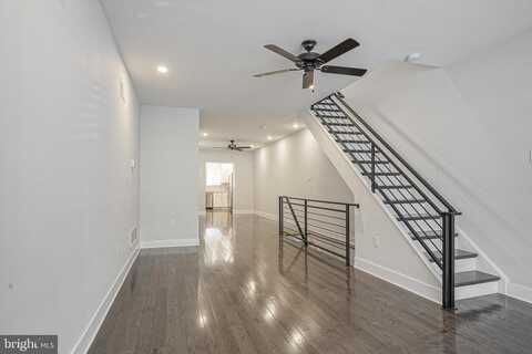 18Th, PHILADELPHIA, PA 19145