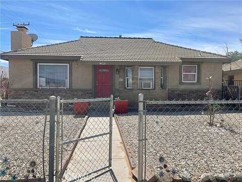 Lee, ADELANTO, CA 92301