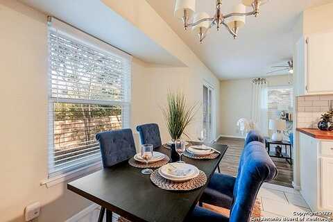 Valley Oak, LIVE OAK, TX 78233