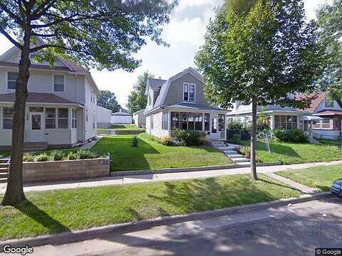 Fuller, SAINT PAUL, MN 55104