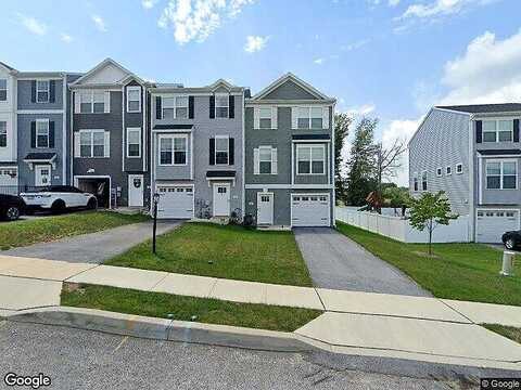 Coop, HANOVER, PA 17331