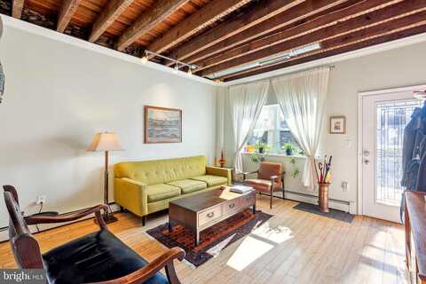 Cresson, PHILADELPHIA, PA 19127