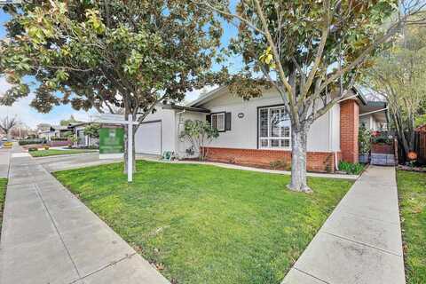 Spruce, LIVERMORE, CA 94551