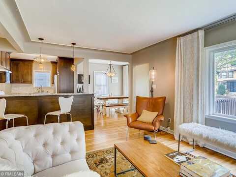 Ashland, SAINT PAUL, MN 55104