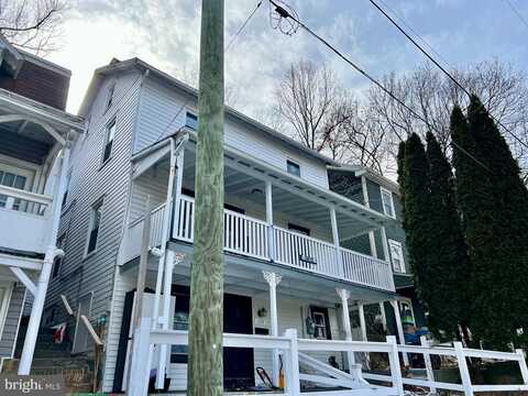 Woodland, MOHNTON, PA 19540