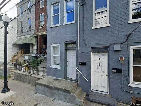 Manor, LANCASTER, PA 17603
