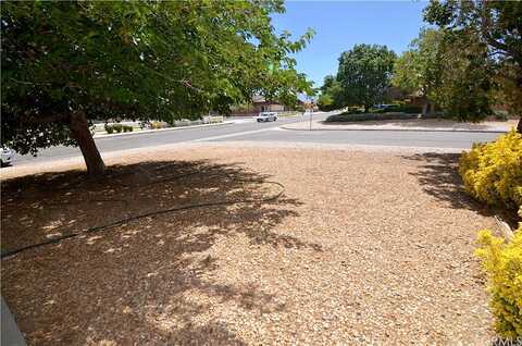Cedar, HESPERIA, CA 92344