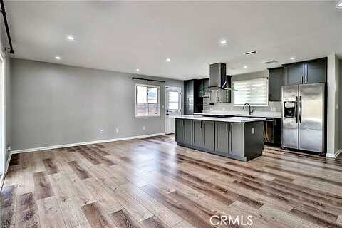 Glade, CANOGA PARK, CA 91304