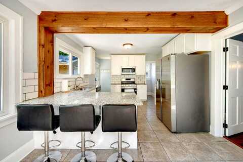 Hall, SAINT PAUL, MN 55107