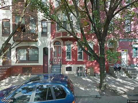 9Th, READING, PA 19601