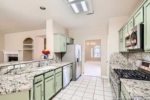 Lakehills, SAN ANTONIO, TX 78251