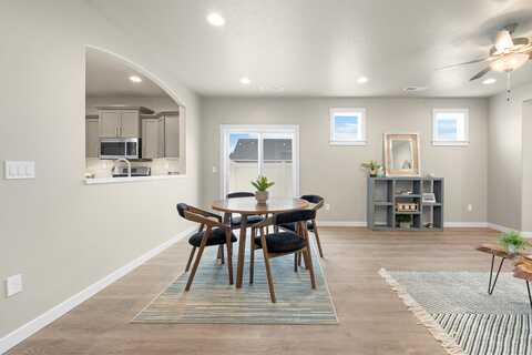 Upas, REDMOND, OR 97756