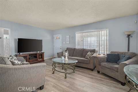 15Th, SAN BERNARDINO, CA 92411