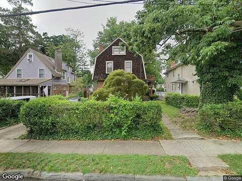 Stratford, LANSDOWNE, PA 19050