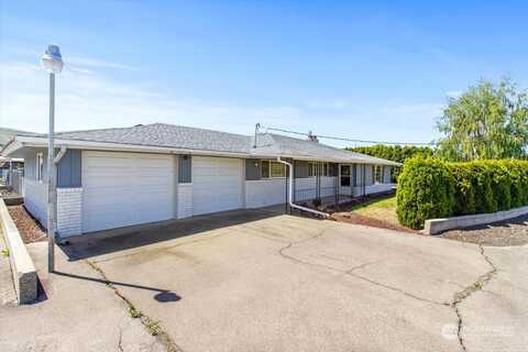 Ahtanum, YAKIMA, WA 98903