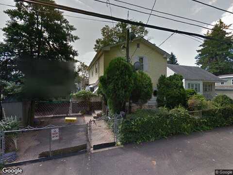 Dixon, CROYDON, PA 19021