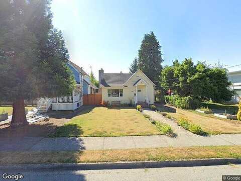 Pine, SNOHOMISH, WA 98290