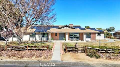 Lisa, PALMDALE, CA 93551