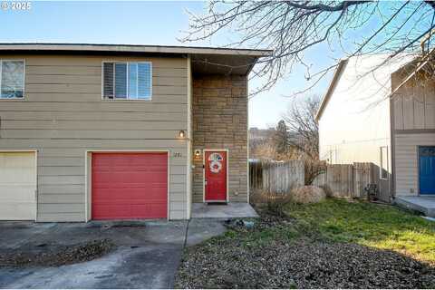 12Th, PENDLETON, OR 97801