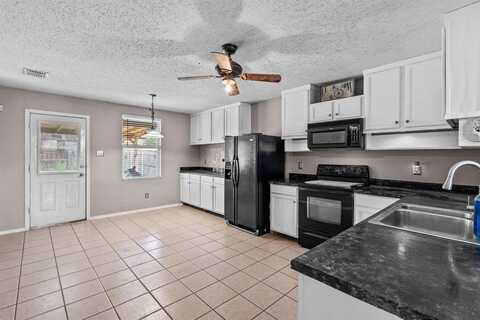 Clydesdale, DENTON, TX 76210