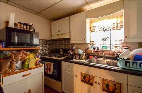 Washington, BATH, PA 18014