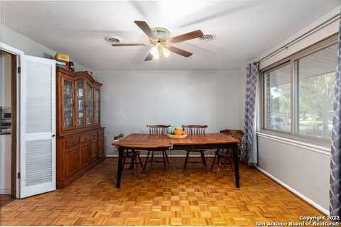 Windrock, WINDCREST, TX 78239