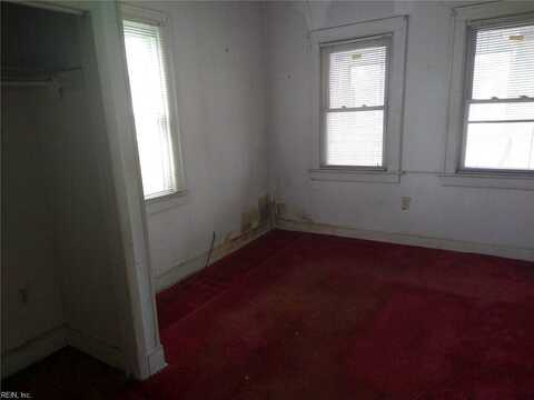 32Nd, NEWPORT NEWS, VA 23607