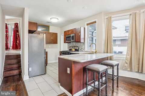 La Crosse, LANSDOWNE, PA 19050