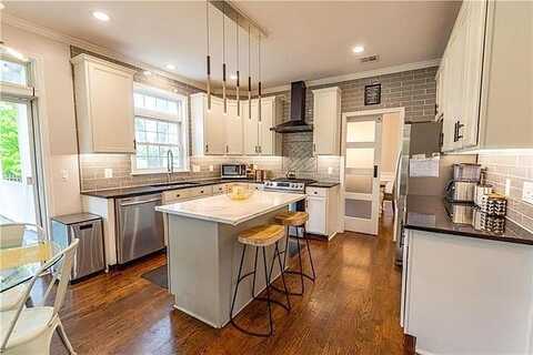 Steele, EASTON, PA 18040