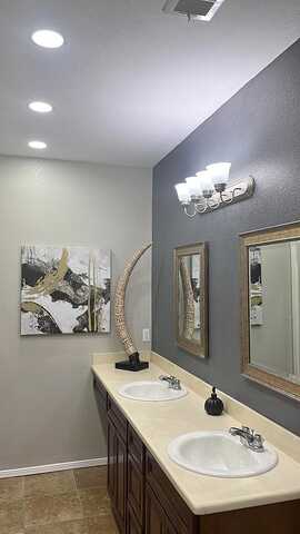 Gaudi, EL PASO, TX 79938