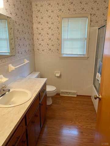 Spring Hollow, BEDFORD, VA 24523