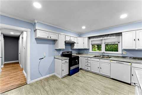 Pefley, NORFOLK, VA 23502