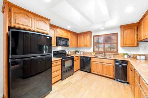 Whitney, VACAVILLE, CA 95687