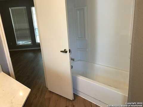 Welles Brook, SAN ANTONIO, TX 78240