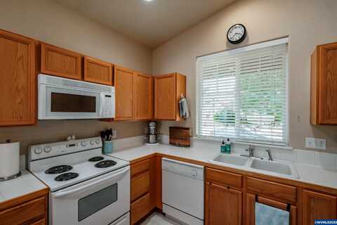 3Rd, SALEM, OR 97304