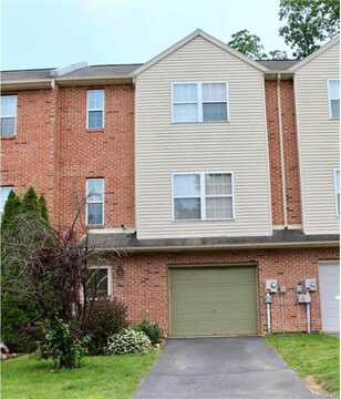 Cobblestone, ALBURTIS, PA 18011