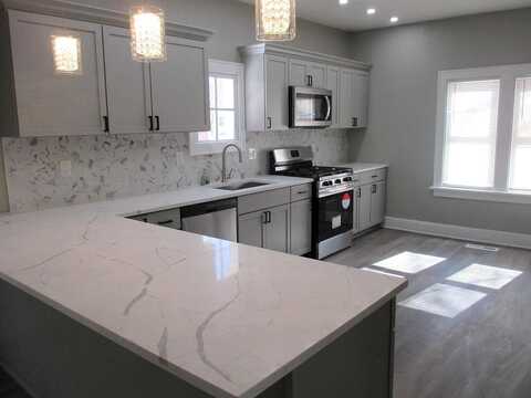 Burleigh, MILWAUKEE, WI 53212