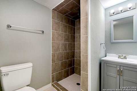 Southcross, SAN ANTONIO, TX 78214