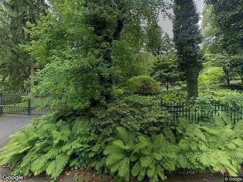Green Valley, BRYN MAWR, PA 19010